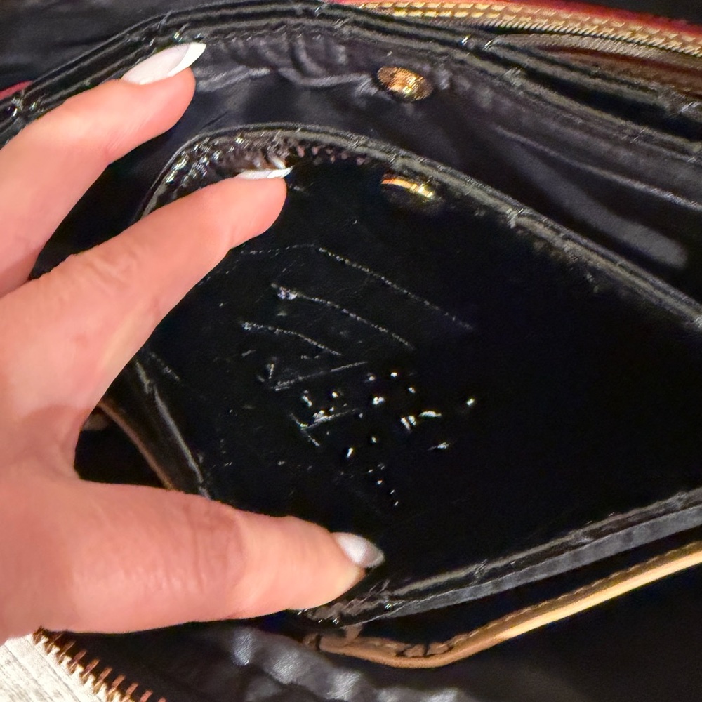 ⭐️ MZ WALLACE Crosby Pippa crossbody  Bag In Black Lacquer/gold NEW  3 straps - Picture 10 of 16